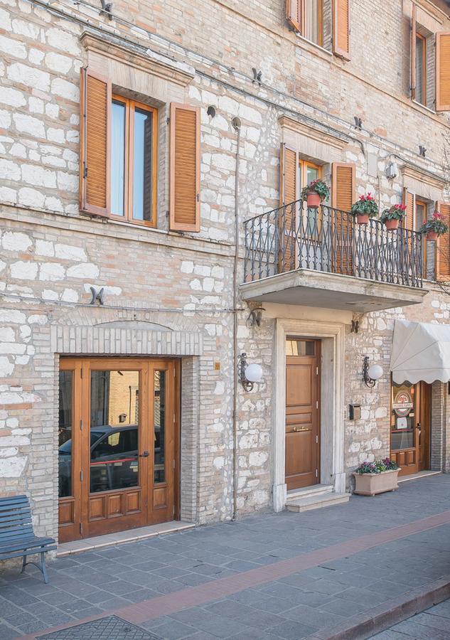 סנטה מריה דליי אנג'לי Locanda Il Giullare Pellegrino מראה חיצוני תמונה